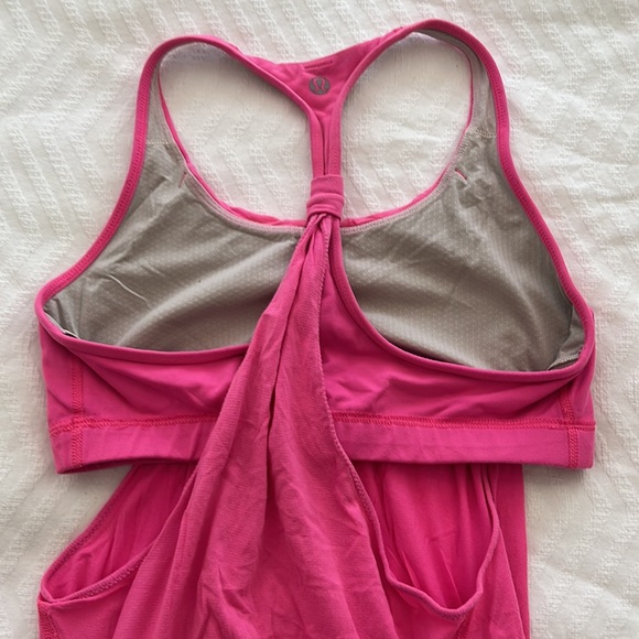 Lululemon tank - Picture 2 of 2